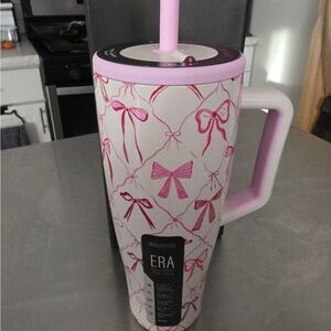 NWT Brumate 40oz Pink Bow Patterned Tumbler with Straw